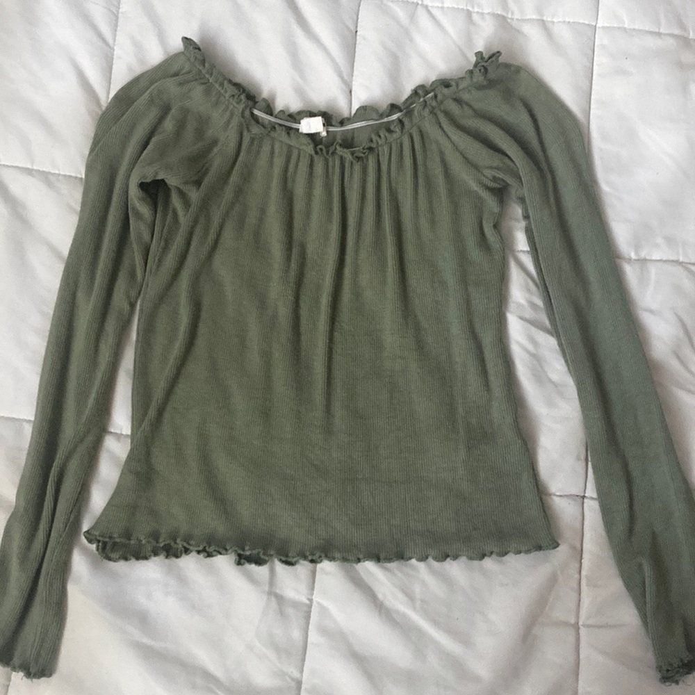 Off-Shoulder Long Sleeve